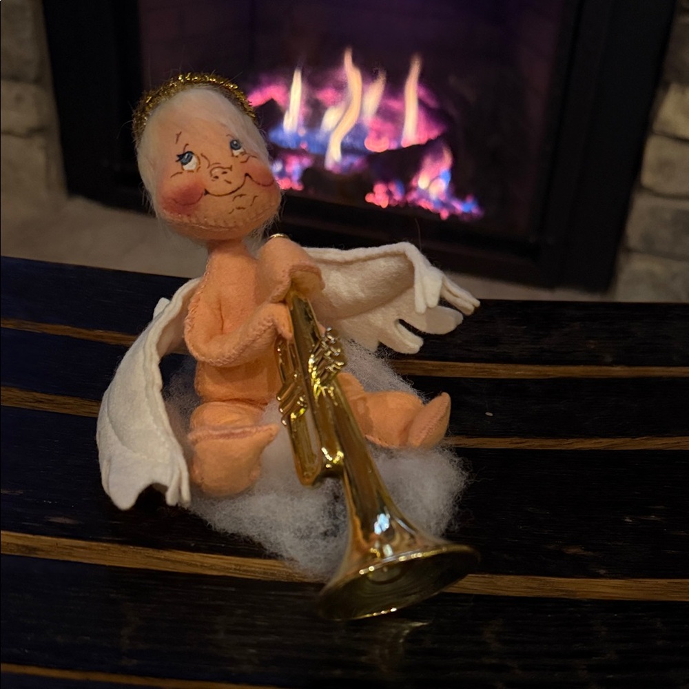 Vintage Angel 1991 Annalee with Her Trumpet Floating on a Cloud